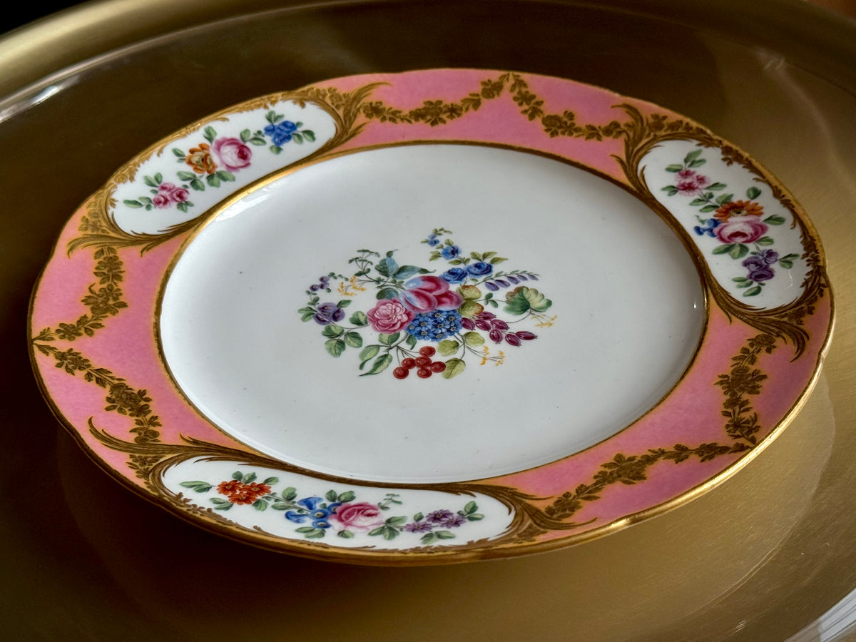 SÈVRES セーヴル｜ピンク地 花束文 金彩皿｜c.1774–1775
