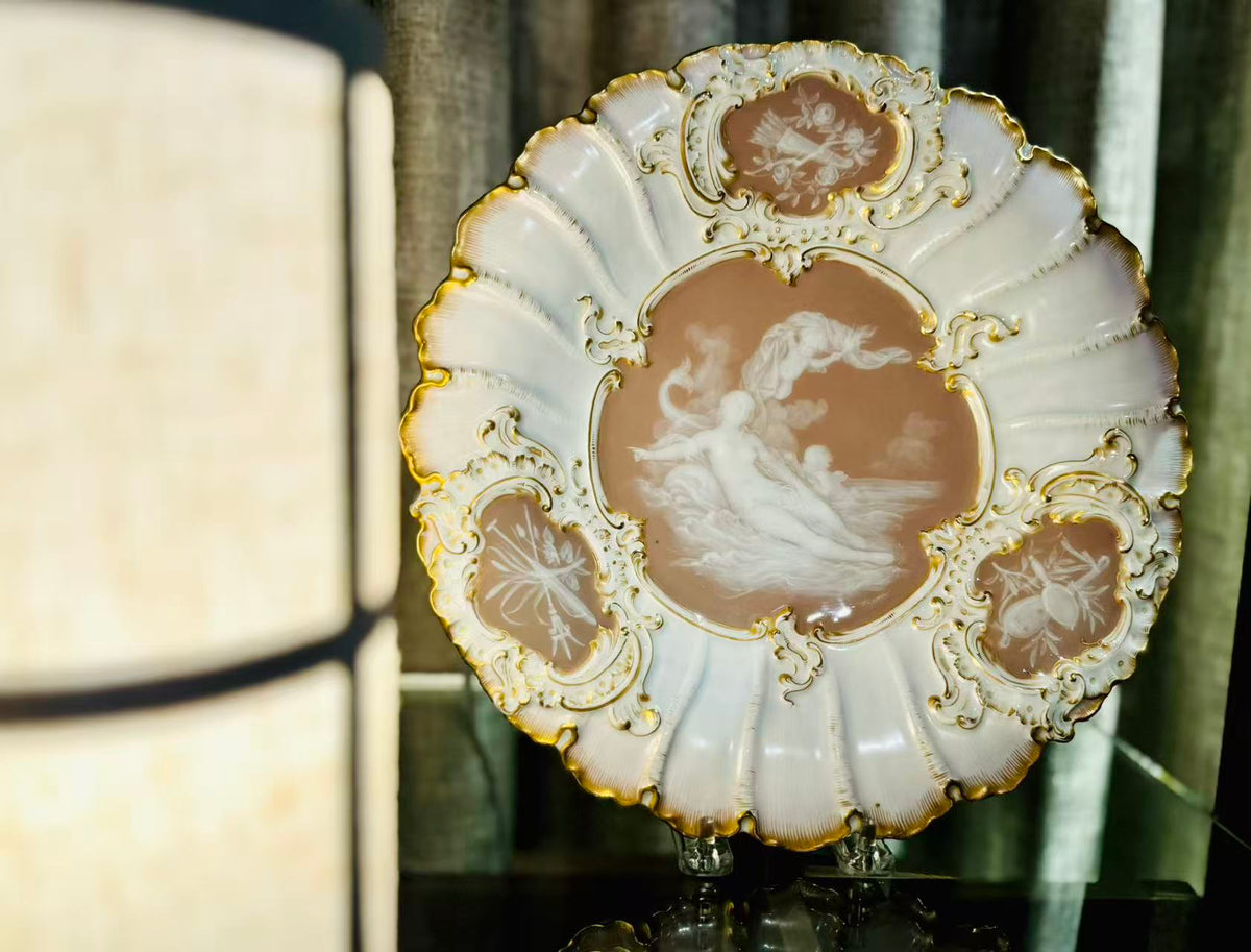 MEISSEN マイセン｜Pâte-sur-pâte「ヴィーナスと天使」装飾皿｜19世紀